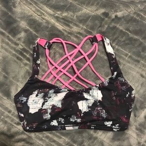Lululemon sports bra